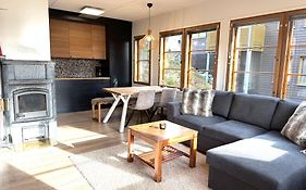 Ruka Center Chalet 3B1 - Ski-In Ski-Out - All Services Nearby - Ac - Fireplace - Wifi - Own Parking Place